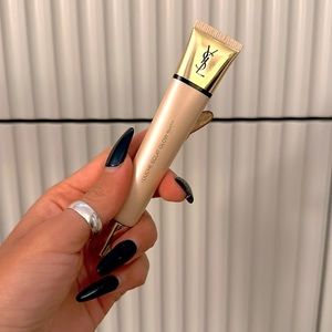 YSL Touché Eclat Glow Shot